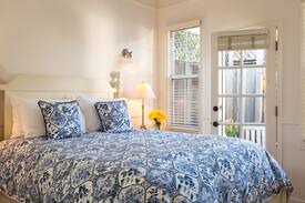 Oak Park Cabin | Bramhall Cottage - Your home away from home