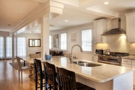 Newport House | Peleg Barker House. Spacious & newly renovated.