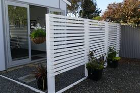 Whitianga House | Twin Palms self contained accommodation