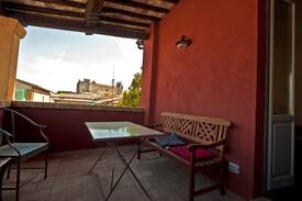 Orvieto Apartment | BENEDETTAFUMICAMBIGADO(La loggia di Palazzo Fumi )