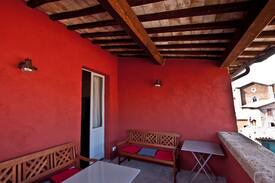 Orvieto Apartment | BENEDETTAFUMICAMBIGADO(La loggia di Palazzo Fumi )