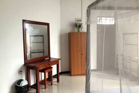 Pelena House | Private and bright room in Weligama. (With A/C)
