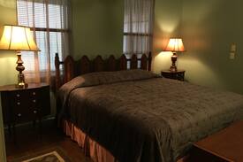 Grapeland House | FireFly
