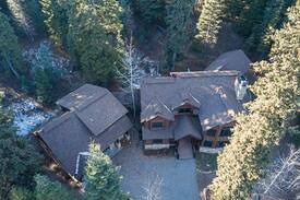 Tamarack House | George W. Bush Estate Home with Apt. | Tamarack Resort | Sleeps 10