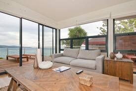 Marengo Villa | BAYVIEW VILLA - WI-FI, BEACH & OCEAN VIEWS