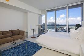 Downtown Miami Apartment | Spacious Studio in Icon Brickell by FlashStay