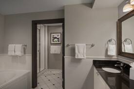 Galloway Apartment | Luxury 2bds apartment in Marriott's Fairway Villas