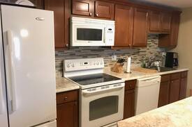 Omaha House | Private apartment in lower level of beautiful home