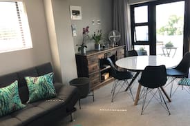 Port Elizabeth House | La Vue - Studio room