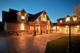 Winfield House | Apple Acres B&B Carriage House
