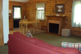 Carlyle Lake Cabin | Cottages at Mariner's Resort at Carlyle Lake,62231