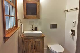 Elkins Cabin | Blissful Seclusion, 27 Mountain Riverfront Acres