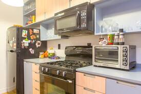 East Harlem Apartment | Sun-drenched 1BD in Upper East Side