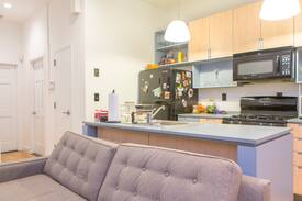 East Harlem Apartment | Sun-drenched 1BD in Upper East Side