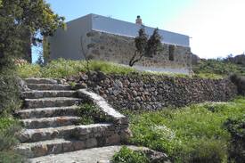 Kantanos-Selino Villa | Stone-built Villa