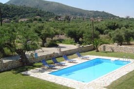 Lithakia House | Villa Kathleen on the Greek Island of Zakynthos!