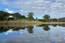 Knysna House | Riverside home.