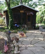 West Siloam Springs Cabin | Flint Creek Cabin on the Bluff