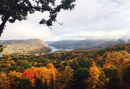 Fort Montgomery House | West Point - Mountain Top Suite