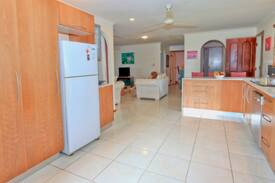 Bayview Heights House | Rainforest Paradise Retreat, Cairns
