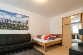 Mannheim City Centre Apartment | Bright studionext to university,in city centre![2]