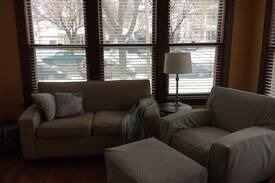 Whittier Apartment | Classic Uptown Condo - 2 BDR, 950 sq/ft