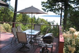 Galiano House | Bluff View Cottage