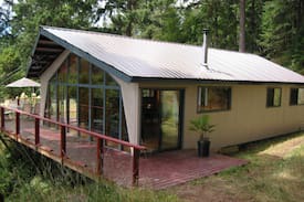 Galiano House | Bluff View Cottage