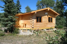 Tagish House | Tagish Cabins B&B and Tours