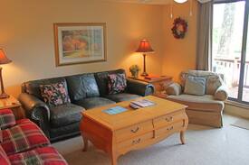 Sugar Mountain Apartment | Big Sugar Mountain Condo Next to Golf Course Sleeps 10 (SL18)