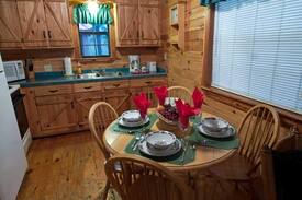 Hochatown Cabin | The Cherokee Maiden Cabin at Hochatown