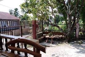 Sandugan House | YANCEL’S PLACE (Airconditioned room w/ Free WiFi)