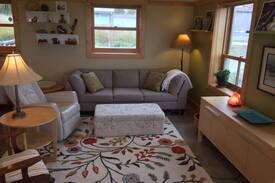 Martell Cabin | quaint cottage 15 minutes southwest of lincoln, ne
