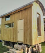 Oamaru House | Gypsy Caravan: A Tiny House for Travellers