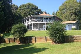 Lake Oconee House | LAKE OCONEE LAKEFRONT LUXURY CABIN