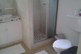 Nieuw Muckleneuk Bed & Breakfast | Cranes Nest Guest House @ 208 - Family Unit