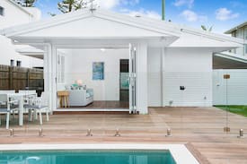 Mermaid Beach House | The Mermaid Quarters- gorgeous beach home