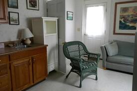 York Harbor Apartment | Whiting Cottage Apt 3 in York Harbor
