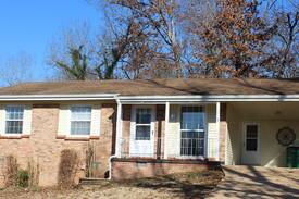 Hardy House | Sequoyah View Retreat