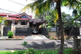 Tegalgundil Villa | Vila Andung @indraprasta 2
