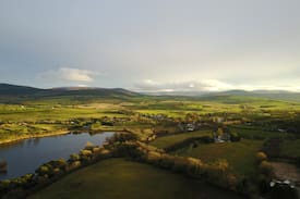Brittas Cabin | Cosy Lodge in the Dublin mountains.