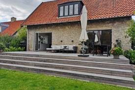 Vangede Villa | Villa med skøn have og terrasse tæt på S-tog