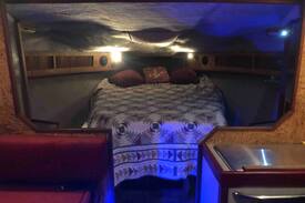 Selby-on-the-Bay Boat Rental | Solitude on 35 foot boat overlooking bay!
