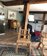 Idyllwild Cabin | The Carriage House at 11 Chimneys / White Door