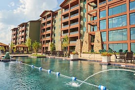 Ridgedale Resort | The Cliffs at Long Creek: Presidential Suite