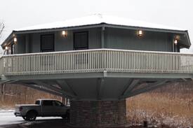 Portage House | Treetop Views, 8 Sided House on Pedestal, Sleeps 5