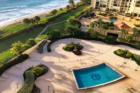 Ocean Trail Condos Apartment | Jupiter Beach Home with Ocean Views