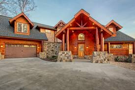 Clayton Cabin | Rustic Luxury & Long Range Views in Clayton, GA
