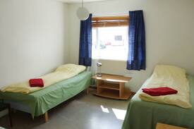 Flateyri House | Bryggjukaffi Hostel / harbour rooms (room #3)