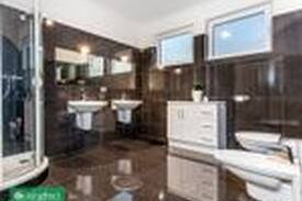 Deception Bay House | Modern and stylish shared accomodation